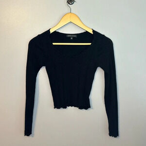 Kendall & Kylie Cropped Long Sleeve Sweater Size S
